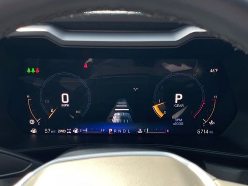 Used 2025 Chevrolet Colorado Trail Boss image 23