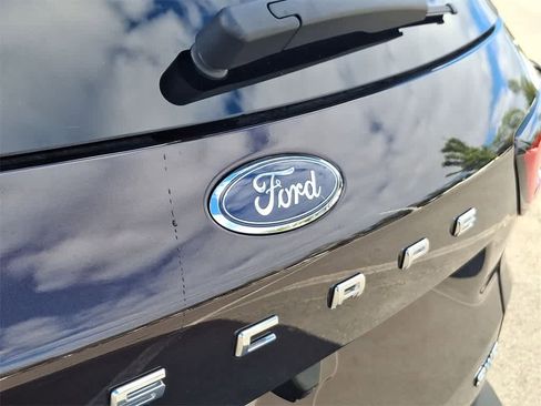 Used 2023 Ford Escape Active image 28