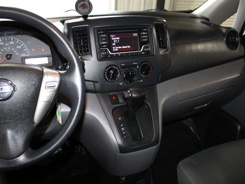 Used 2019 Nissan NV200 S w/ Cruise Control Package FWD image 12