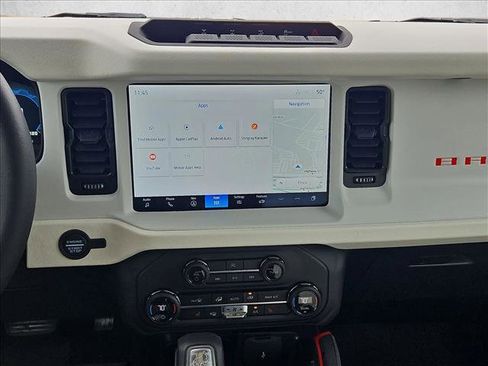 New 2025 Ford Bronco Heritage Edition image 12