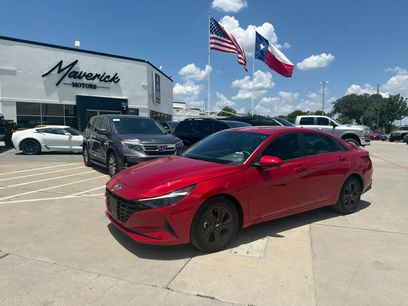 Used 2022 Hyundai Elantra SEL w/ Convenience Package