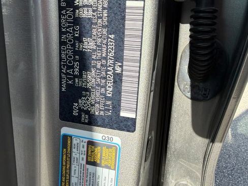 Used 2024 Kia Seltos S FWD image 8