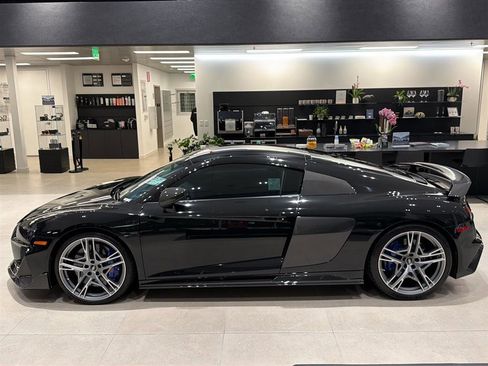 Used 2023 Audi R8 V10 performance image 7