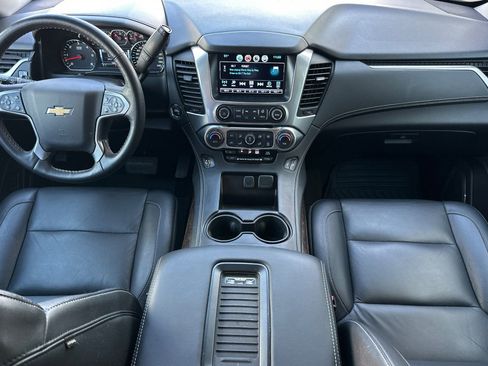 Used 2017 Chevrolet Tahoe LT w/ Luxury Package AWD/4WD image 13