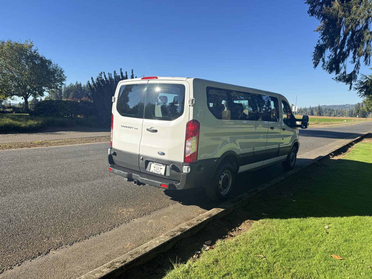 Used 2016 Ford Transit 350 XL RWD image 5