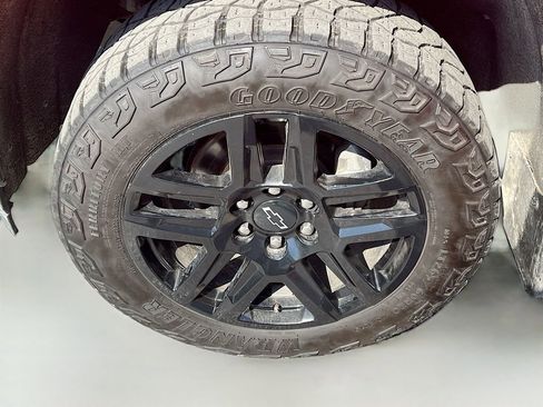 Used 2021 Chevrolet Silverado 1500 LT Trail Boss w/ Convenience Package II AWD/4WD image 32