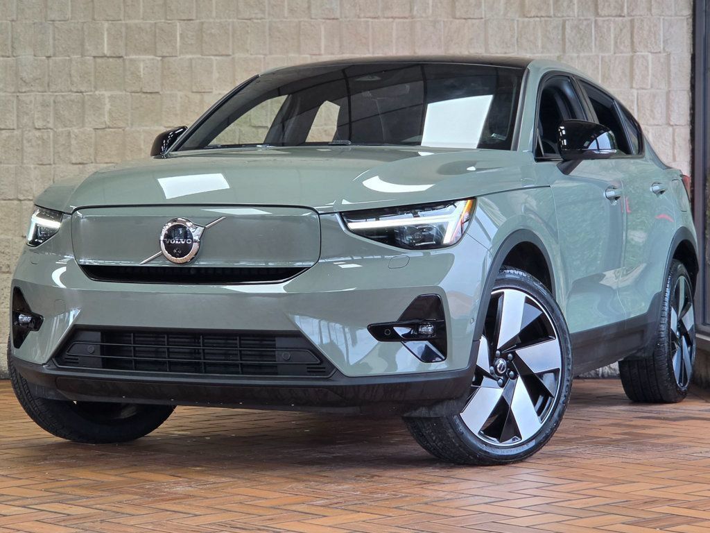 Used 2023 Volvo C40 P8 Recharge Ultimate AWD/4WD image 2