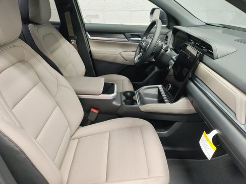 New 2026 GMC Terrain Elevation w/ Elevation Premium Package image 7