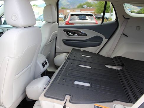 Used 2024 GMC Terrain Denali w/ Denali Premium Package AWD/4WD image 58