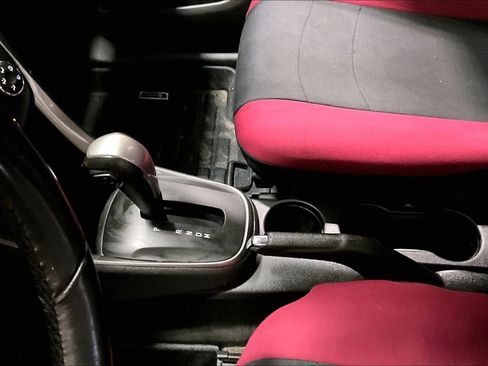 Used 2017 Chevrolet Trax LT w/ LT Convenience Package image 17