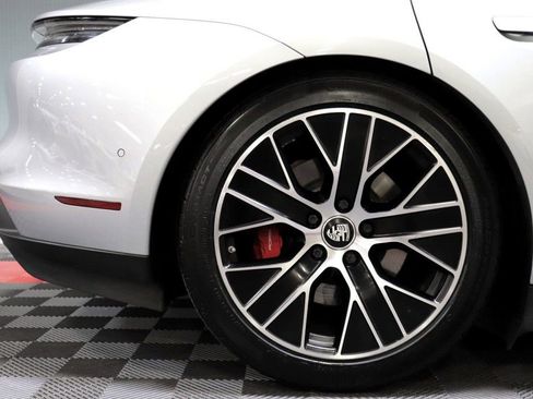 Used 2020 Porsche Taycan 4S image 80