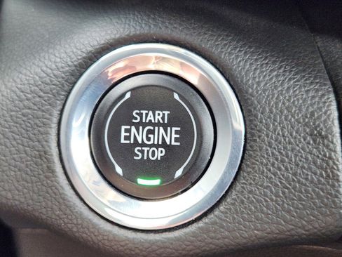 Used 2023 Buick Envision Essence w/ Sport Touring Package AWD/4WD image 18