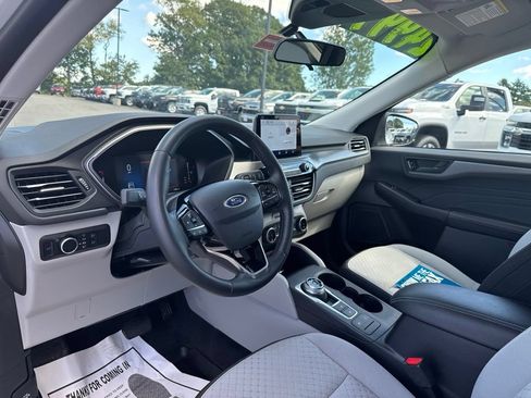 Used 2023 Ford Escape Active AWD/4WD image 24
