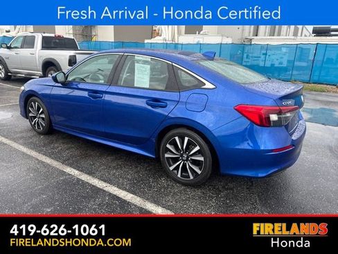 Used 2024 Honda Civic EX image 3