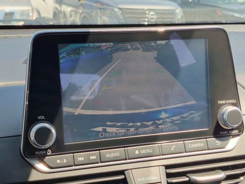 Certified 2024 Nissan Altima 2.5 SR FWD image 27