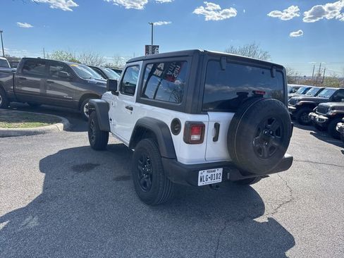 Used 2025 Jeep Wrangler Sport image 8