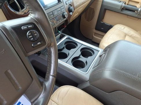 Used 2011 Ford F250 Lariat w/ Lariat Interior Pkg AWD/4WD image 17