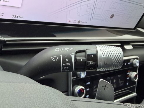 Used 2025 Genesis GV80 2.5T Standard image 64