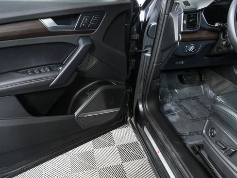 Used 2023 Audi Q5 2.0T Premium Plus w/ Premium Plus Package image 8