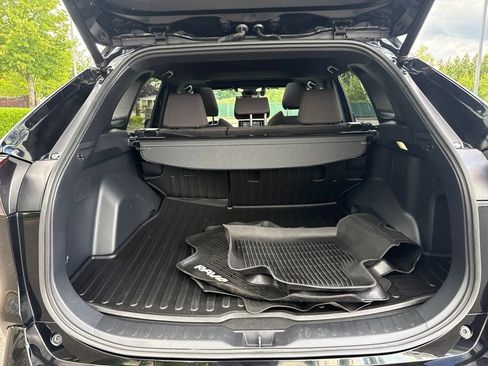 Used 2022 Toyota RAV4 SE w/ Weather & Moonroof Package AWD/4WD image 24