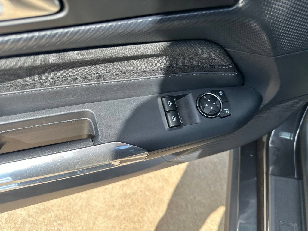 Used 2024 Ford Mustang GT RWD image 7