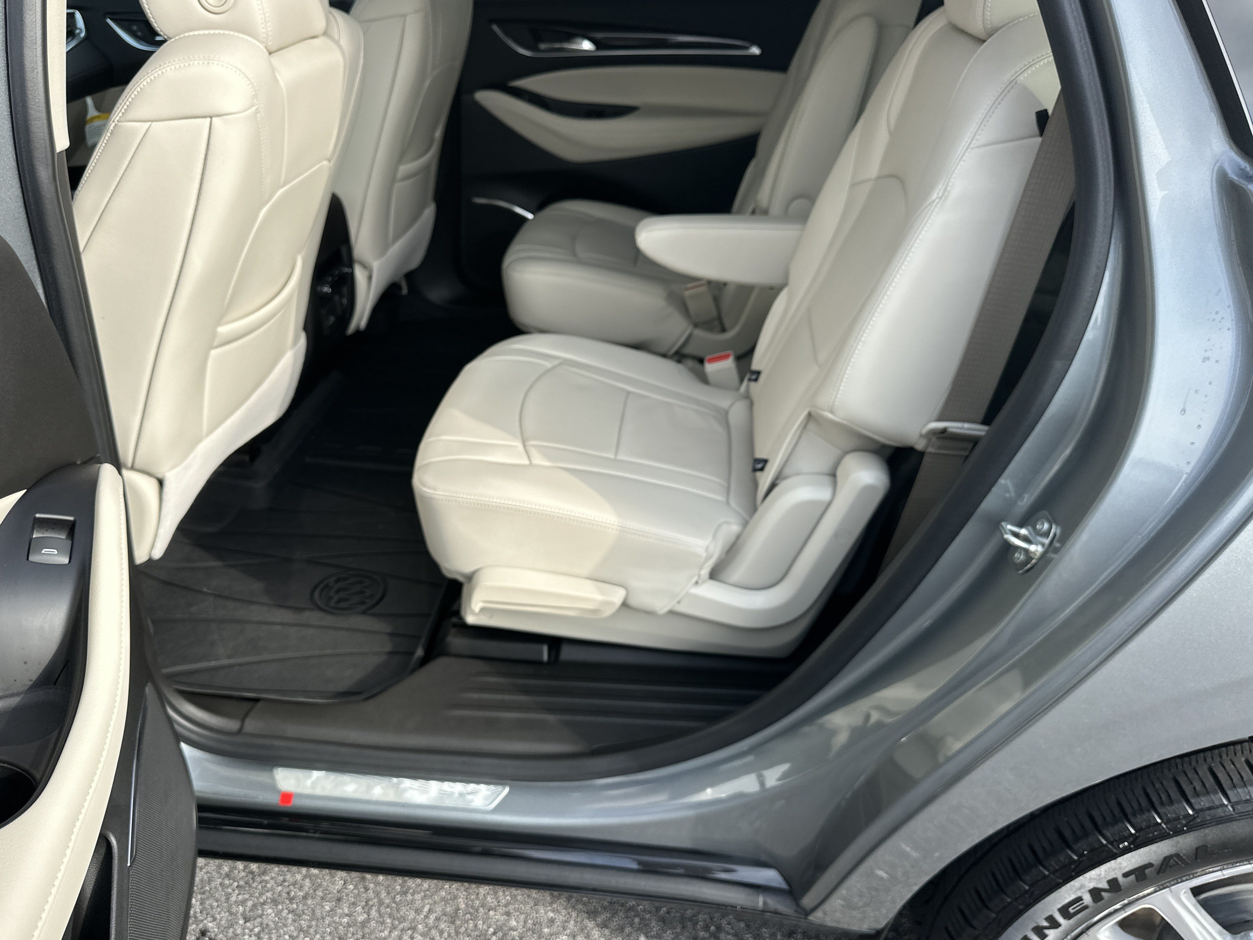 Certified 2023 Buick Enclave Essence w/ Experience Buick Package FWD image 25