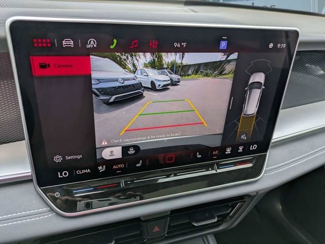 New 2026 Volkswagen Tiguan SE FWD image 21