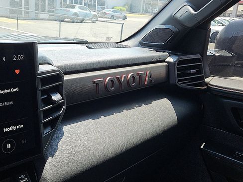 Used 2025 Toyota Sequoia TRD Pro AWD/4WD image 18