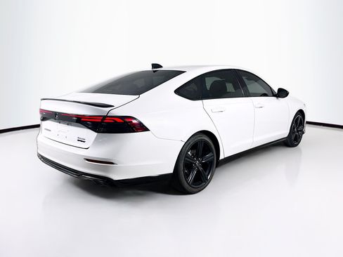 Used 2023 Honda Accord Sport image 32