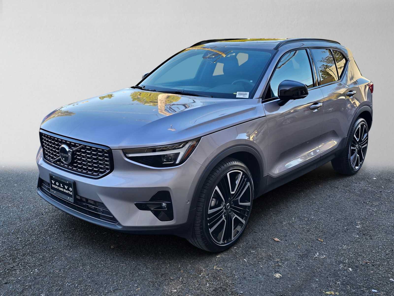Used 2026 Volvo XC40 B5 Ultra w/ Protection Package Premier AWD/4WD image 7