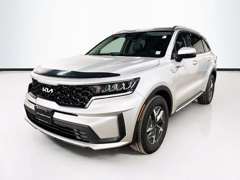 Used 2022 Kia Sorento S AWD/4WD image 3