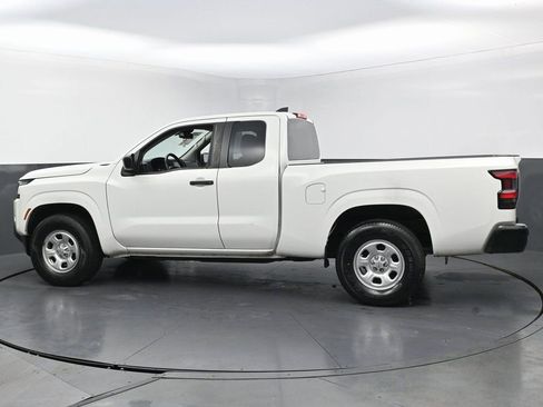 Used 2022 Nissan Frontier S RWD image 7