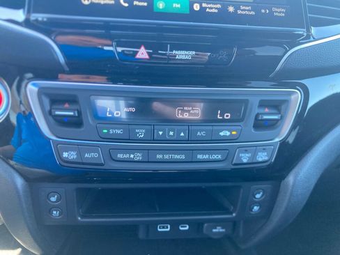 New 2026 Honda Ridgeline Black Edition image 12