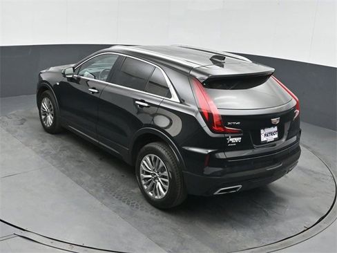 Used 2024 Cadillac XT4 Premium Luxury image 34
