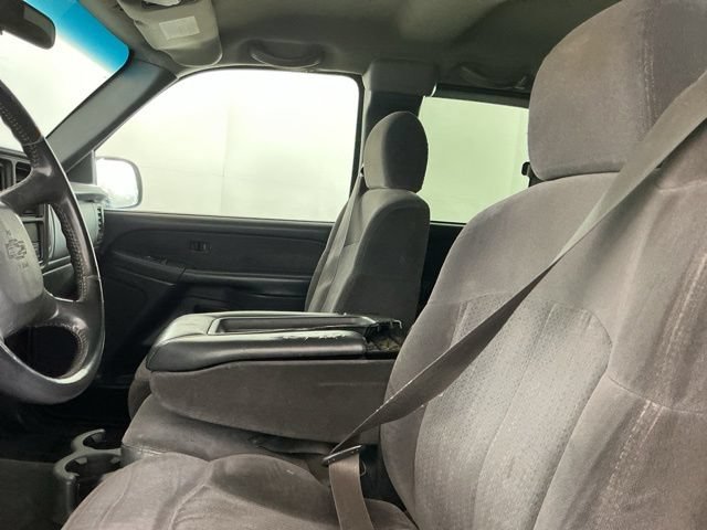 Used 2002 Chevrolet Silverado 2500 LS w/ Off-Road Skid Plate Pkg AWD/4WD image 13