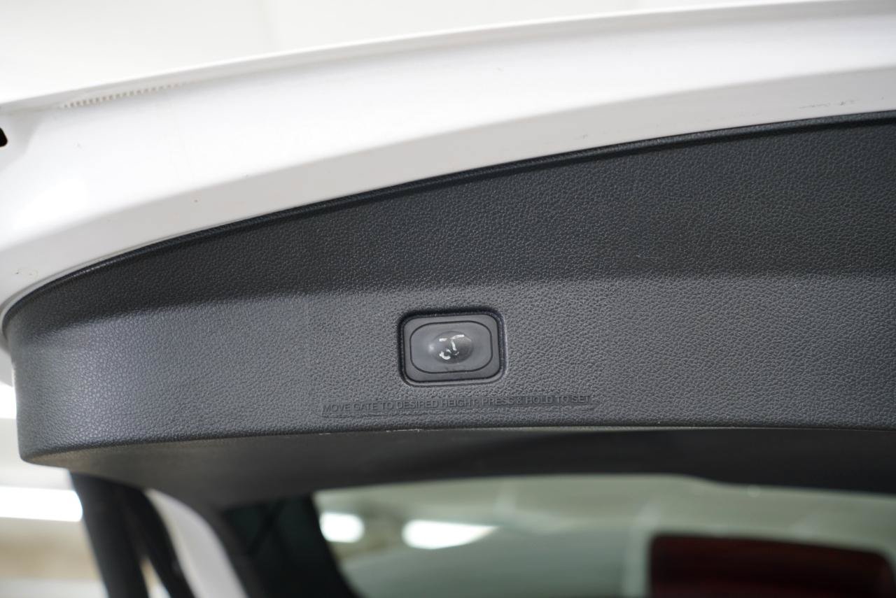 Used 2017 Ford Explorer Limited w/ Equipment Group 301A FWD image 38