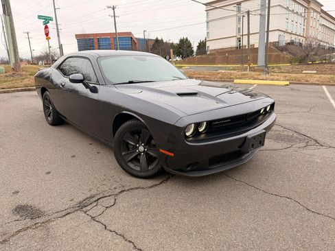 Used 2016 Dodge Challenger SXT w/ Cold Weather Group image 1