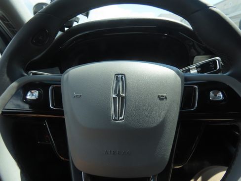 Used 2022 Lincoln Corsair FWD w/ Equipment Group 101A image 28
