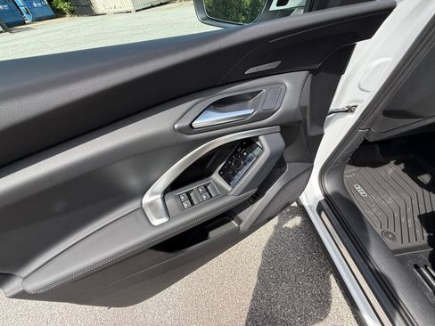 New 2026 Audi Q5 Premium AWD/4WD image 32