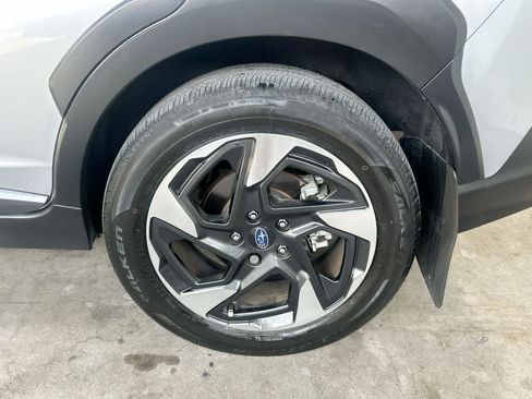 Certified 2024 Subaru Crosstrek 2.5i Limited AWD/4WD image 11