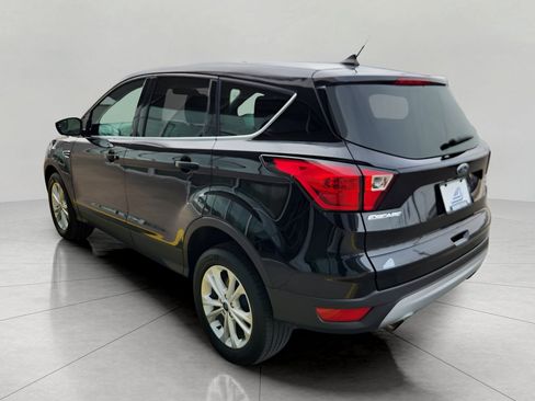 Certified 2019 Ford Escape SE image 10