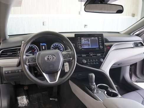 Used 2021 Toyota Camry LE image 11