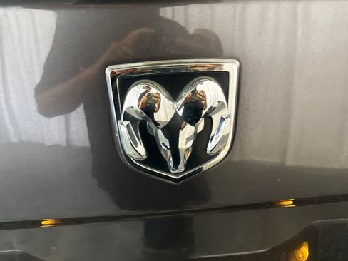 Used 2017 RAM 1500 Big Horn RWD image 15