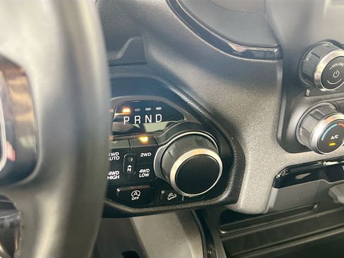 Used 2022 RAM 1500 Big Horn w/ Built-to-serve Edition image 16