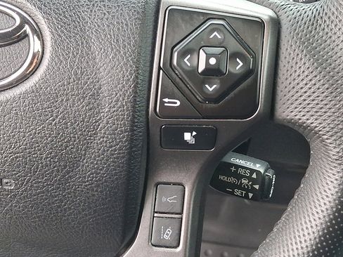 Used 2023 Toyota Tacoma TRD Off-Road w/ TRD Premium Off Road Package AWD/4WD image 24