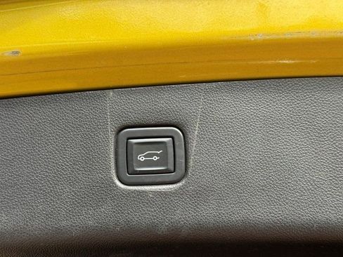 Used 2022 Chevrolet Blazer RS w/ Enhanced Convenience Package image 20