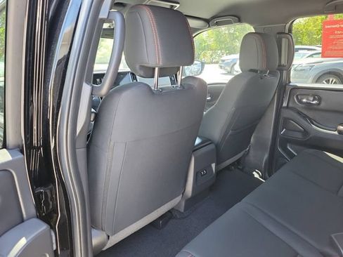 Certified 2025 Nissan Frontier PRO-4X w/ Tow Package AWD/4WD image 12