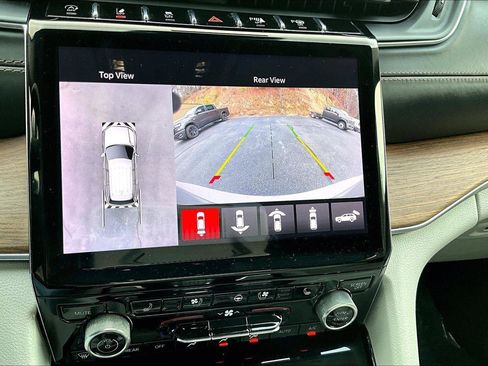 Used 2022 Jeep Grand Cherokee L Summit w/ Advanced Protech Group IV image 22