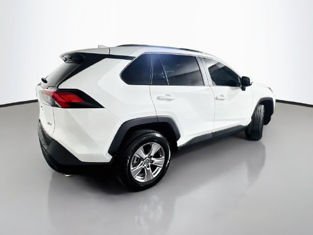 Used 2025 Toyota RAV4 XLE w/ Convenience Package FWD image 8