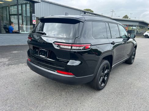 New 2025 Jeep Grand Cherokee L Limited w/ Black Appearance Package image 7